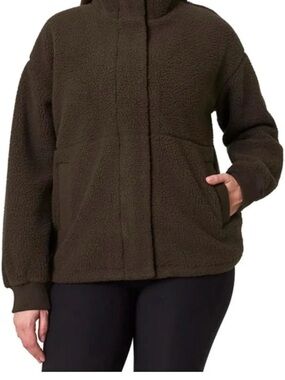 Mondetta Women's Sherpa Full Zip Short Fleece Jacket with Pockets, Brwon M
